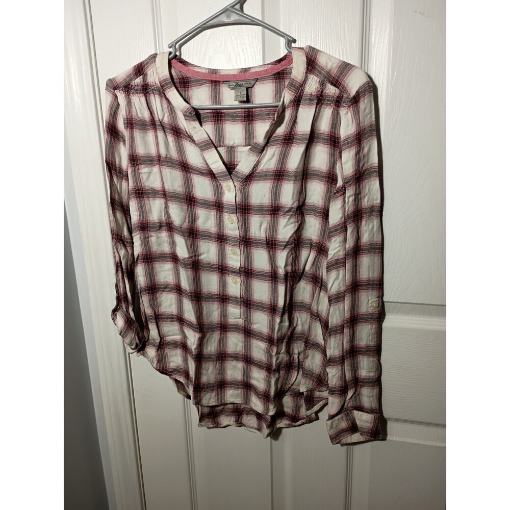 Bass Womens Shirt Top Sz S Medium Long Sleeve Plaid Blouse Pullover Casual VNeck